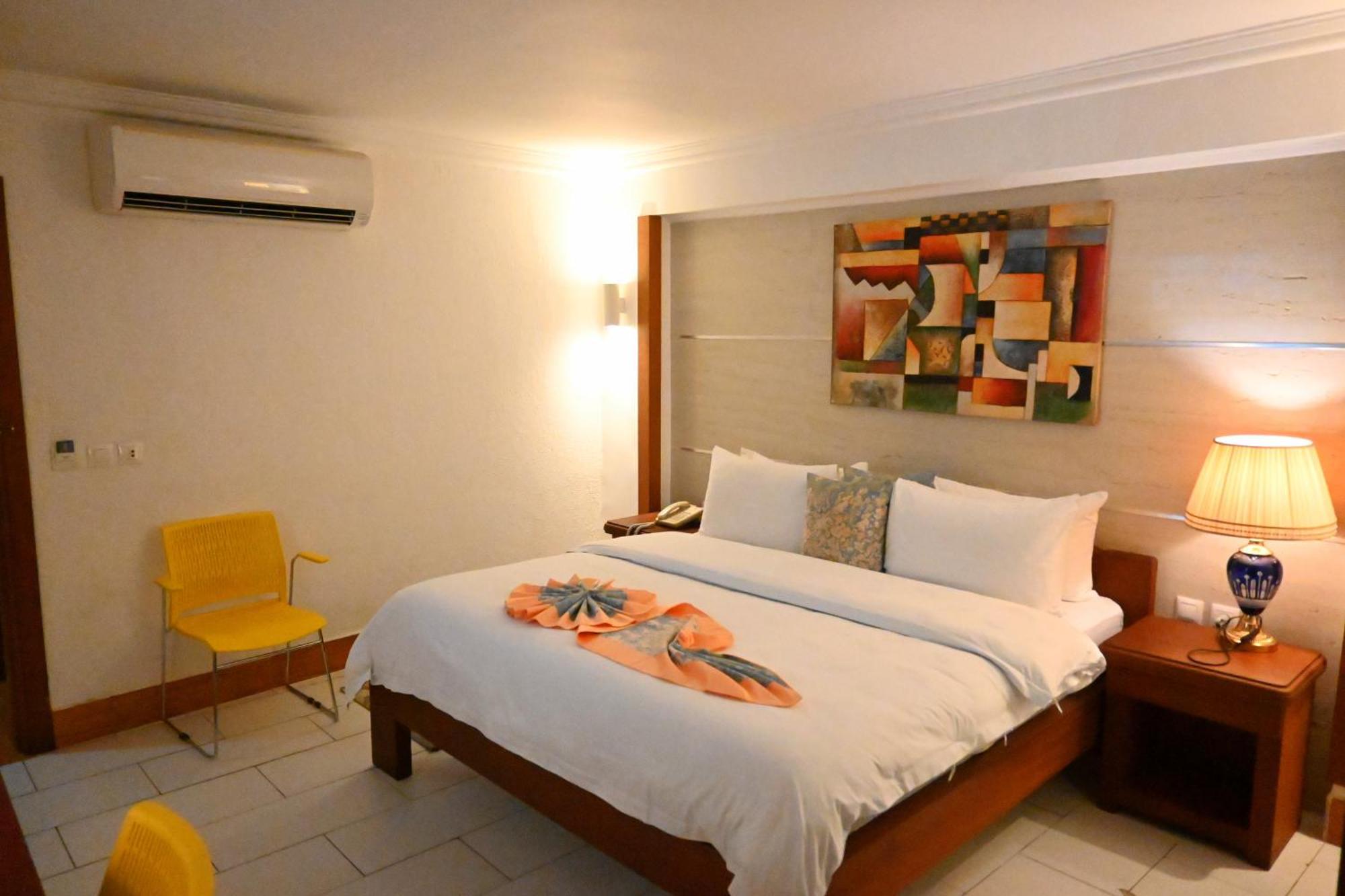Grand Hotel Akwa Douala Extérieur photo