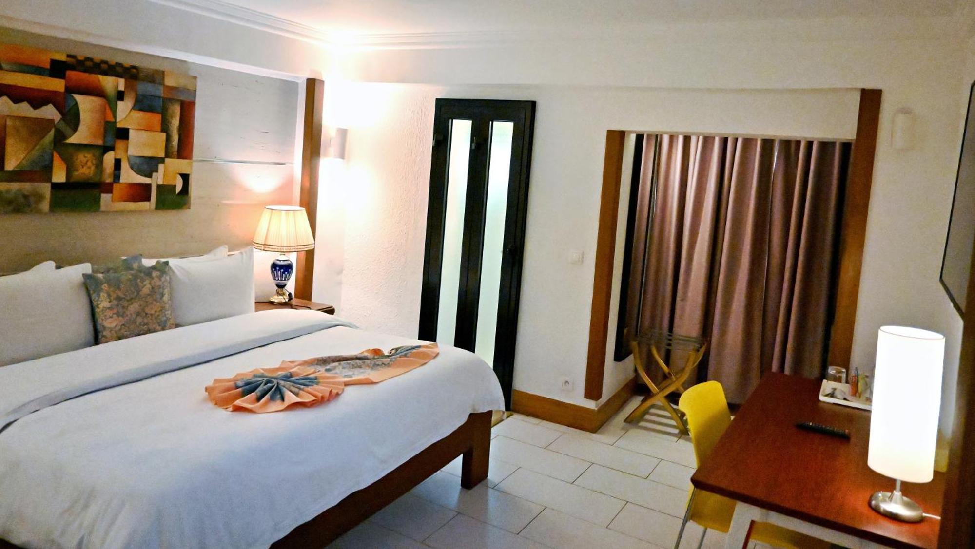 Grand Hotel Akwa Douala Extérieur photo