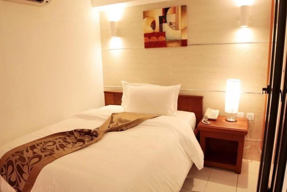 Grand Hotel Akwa Douala Extérieur photo